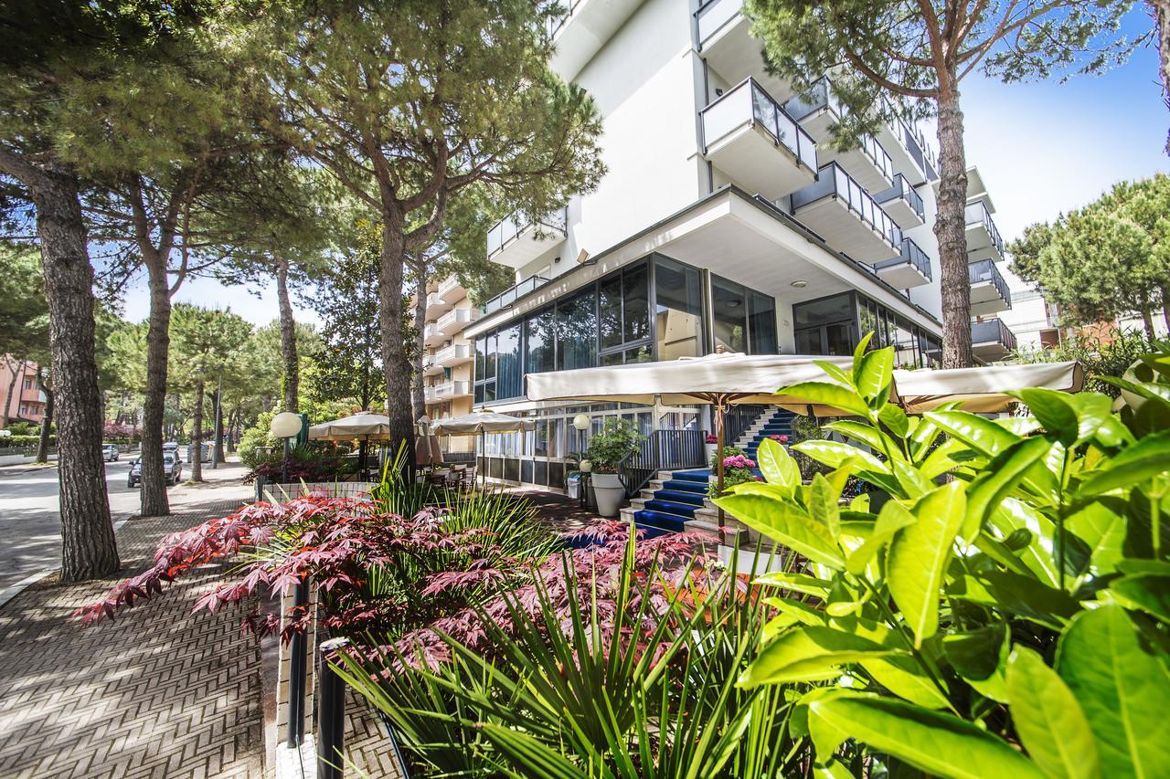 Renzo Hotel Cesenatico Exterior foto